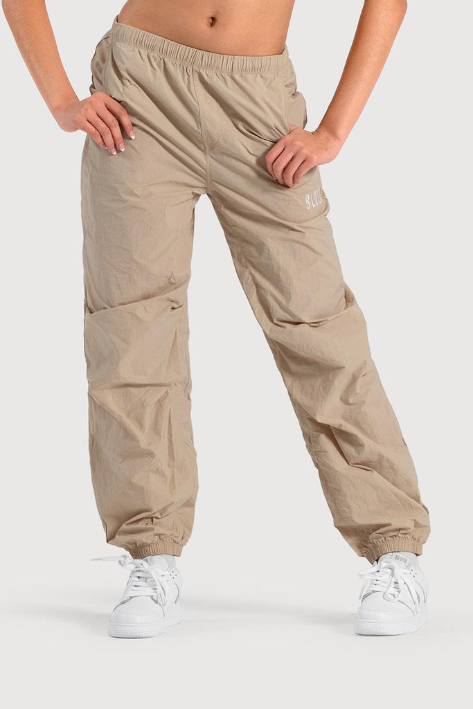  P55696G - Two Step Pant in  colour
