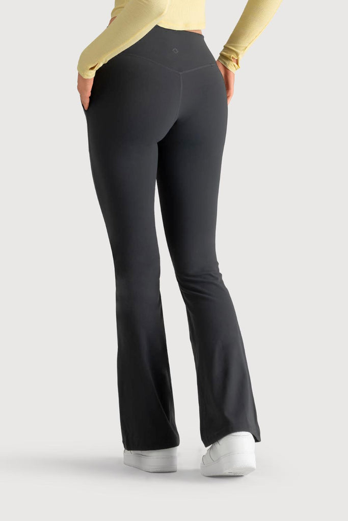  T5997Y - BLOCHeverhold™ V Shape Flare Tight Regular in  colour
