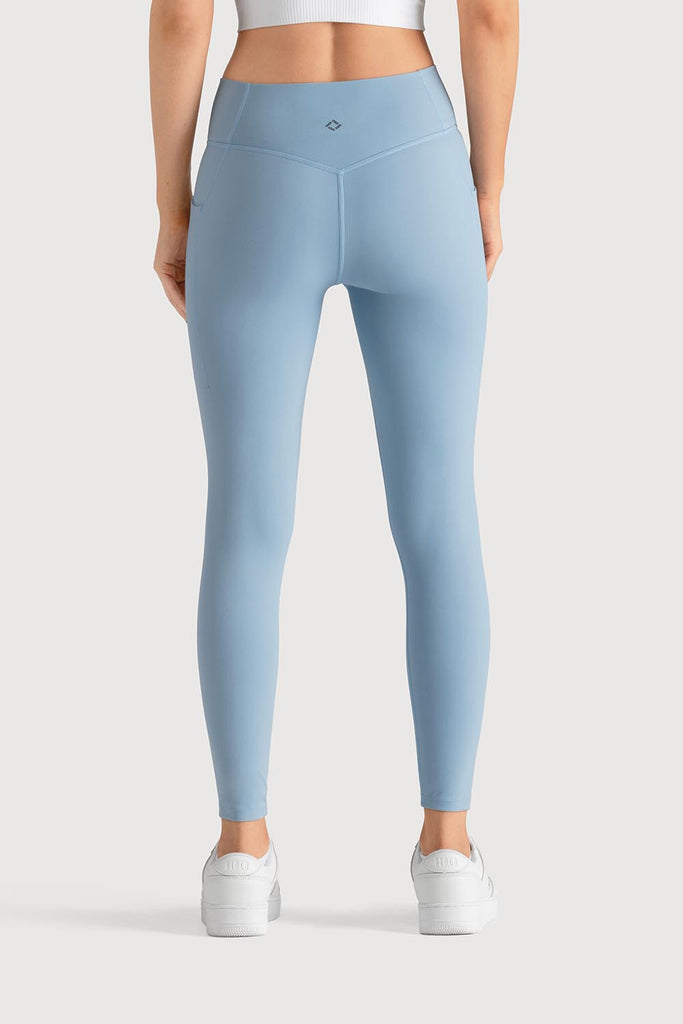  T5902Y - BLOCHeverhold™ V Shape Tight Regular in  colour
